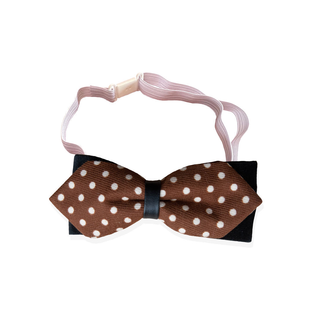 Cute dog bow tie collar - Stylish adjustable pet accessory for special occasions in Canada & AU.