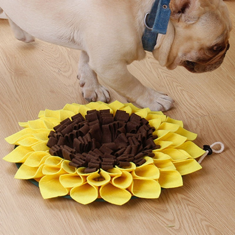 Sunflower snuffle mat for dogs - Interactive slow feeder for mental stimulation in AU & Canada.