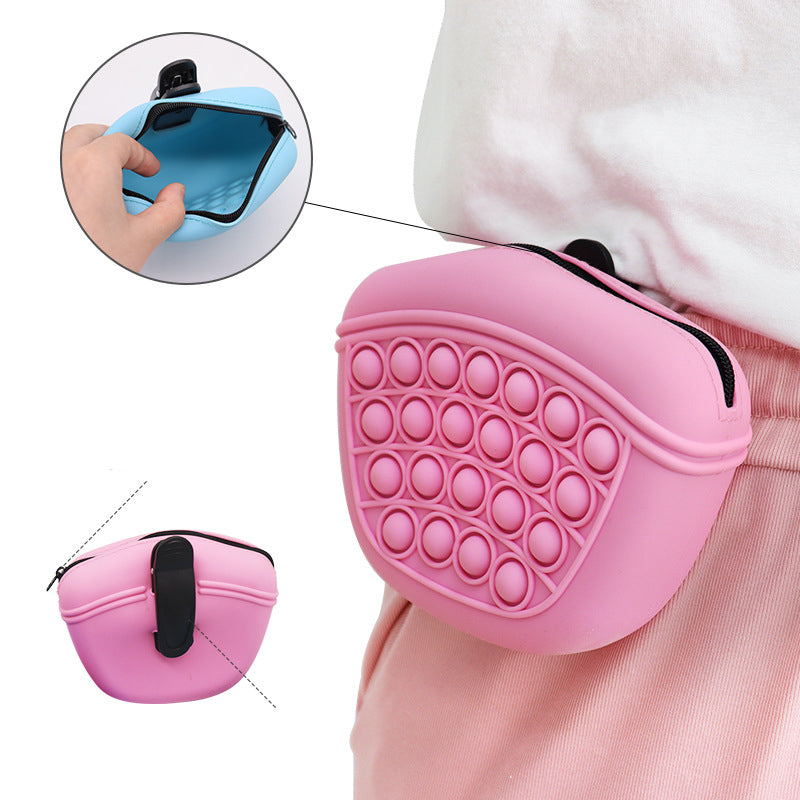 Hands-free dog training treat pouch - Portable waist bag for puppy training and walks in AU & Canada.