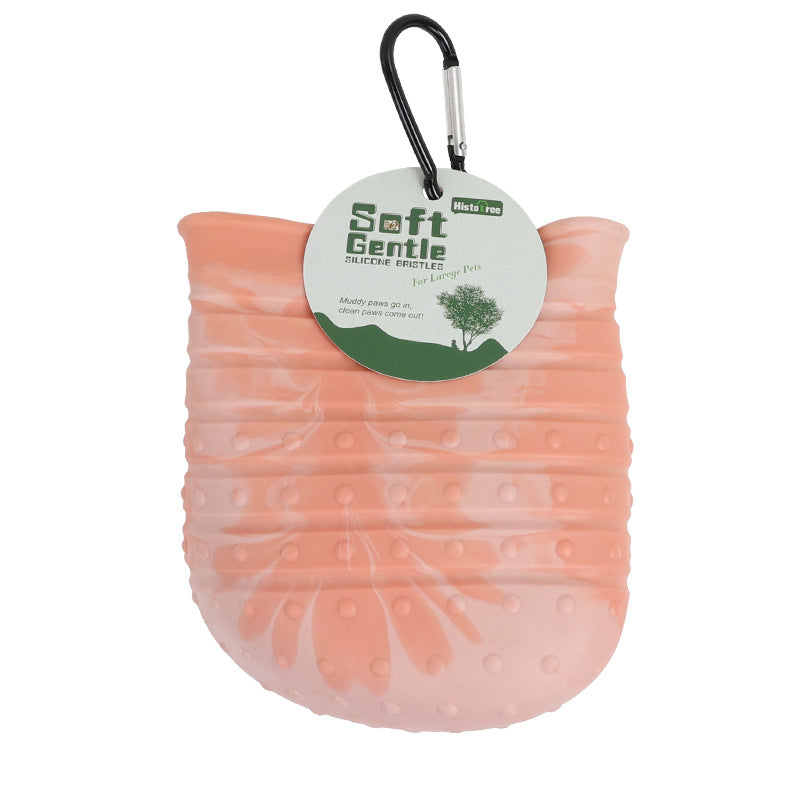 Portable dog paw cleaner with silicone bristles - Easy mud removal for active dogs in Australia.